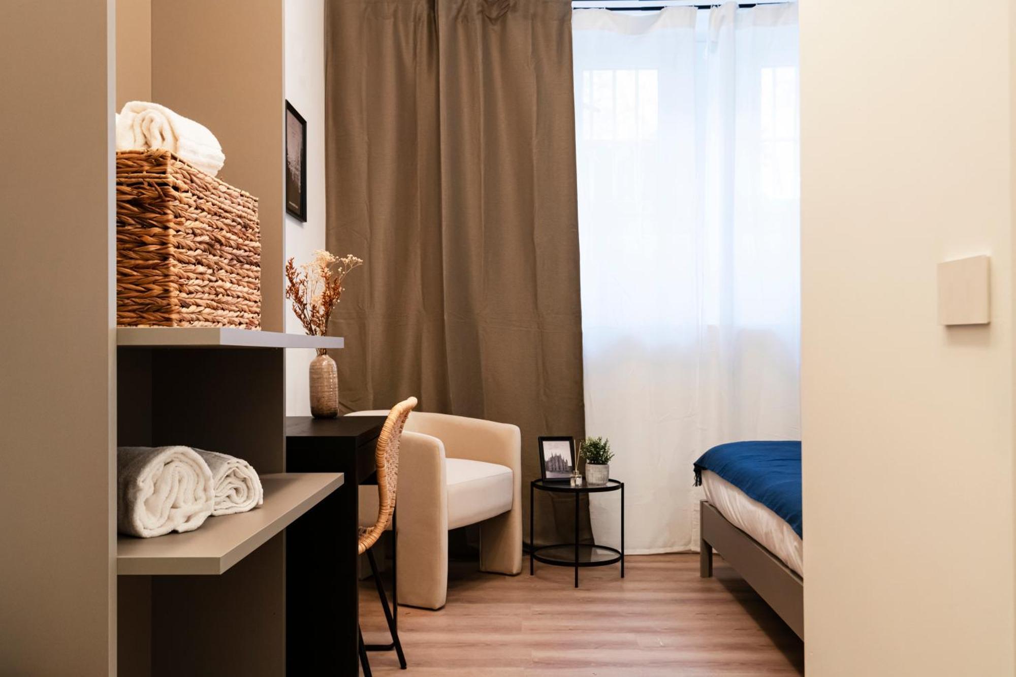 Easylife - Suite In Centrale Милан Экстерьер фото