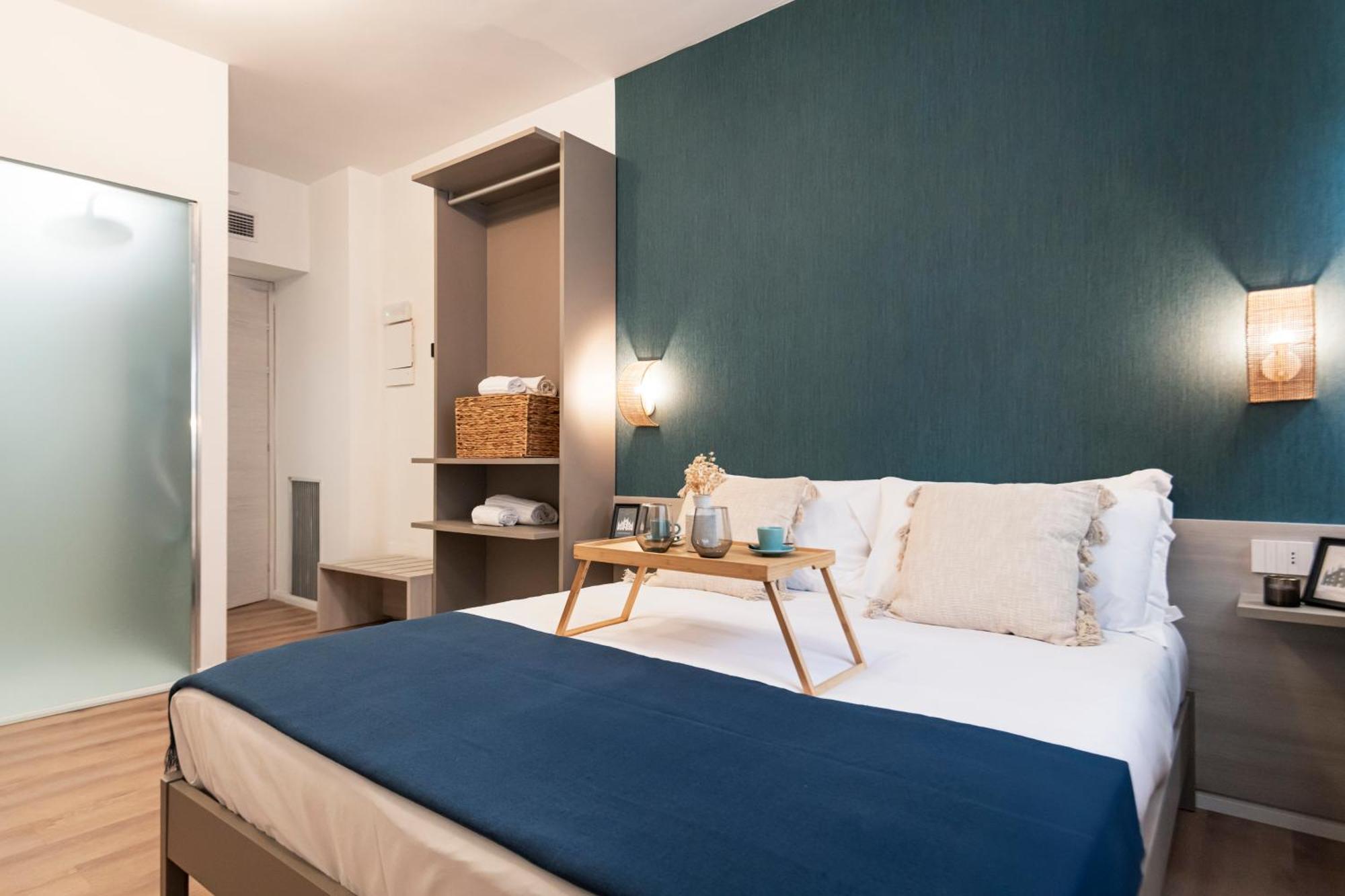 Easylife - Suite In Centrale Милан Экстерьер фото